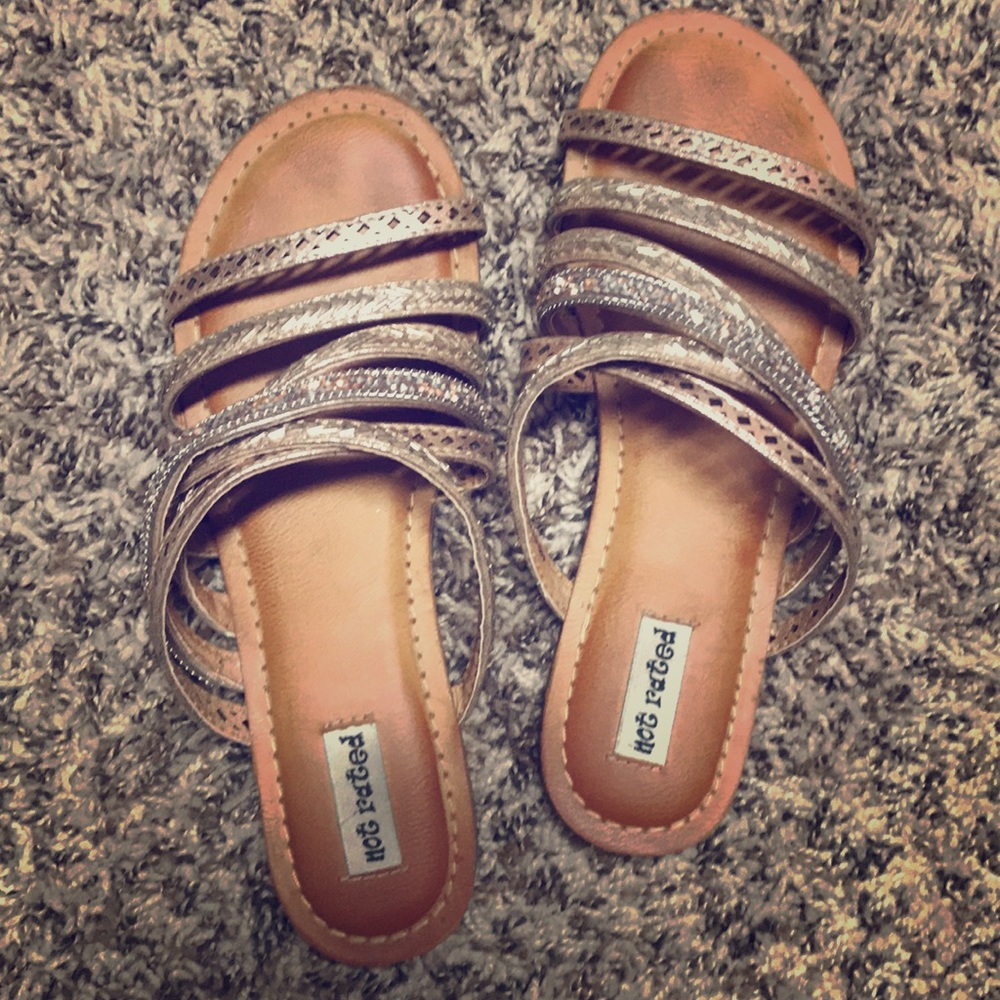 Not rated sandals